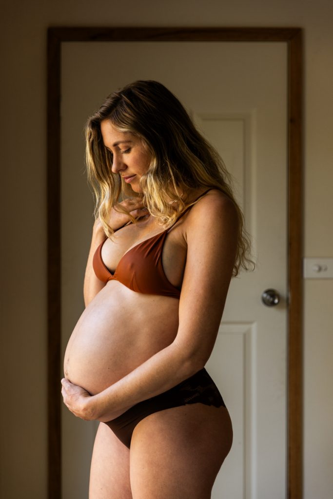 Motherhood and Maternity photographer Crescent Head, Kempsey NSW